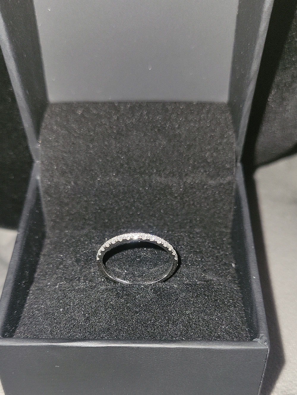 14 KT Gold Lab-Grown Diamond Band